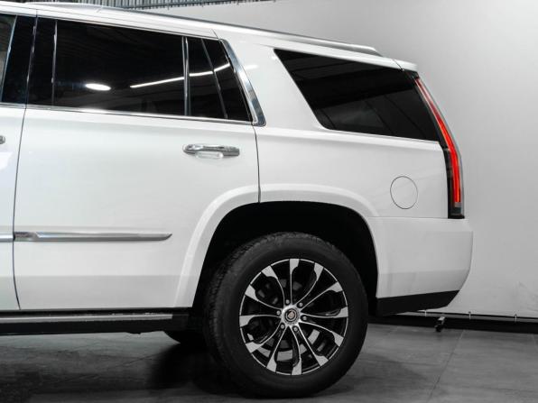Cadillac Escalade IV с пробегом 2016 года, цена 3 099 070 рублей, 226129 км, внедорожник, Автокод Объявления