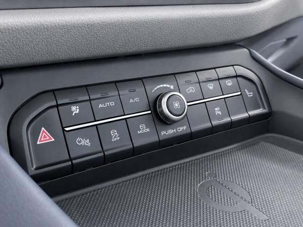 Haval F7 I Рестайлинг с пробегом 2023 года, цена 2 199 000 рублей, 51000 км, внедорожник, Автокод Объявления