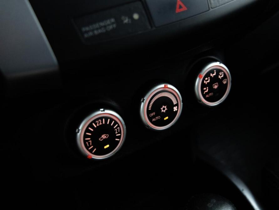 Mitsubishi Outlander II Санкт-Петербург  - изображение 15