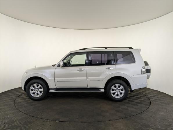 Mitsubishi Pajero IV Рестайлинг 2 с пробегом 2021 года, цена 4 440 000 рублей, 30244 км, внедорожник, Автокод Объявления