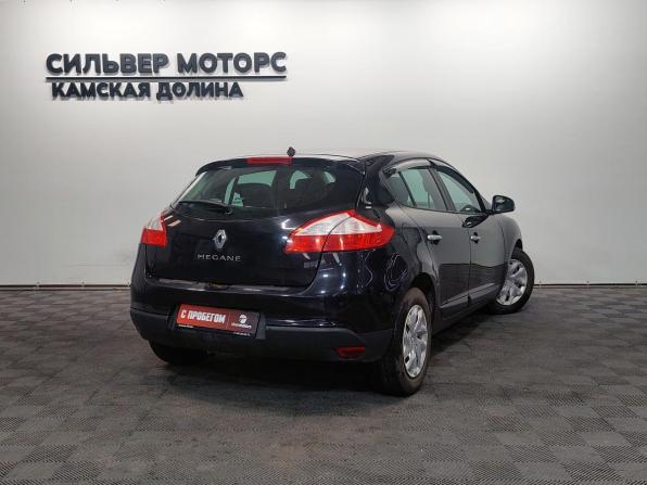 Renault Megane III Рестайлинг с пробегом 2013 года, цена 690 000 рублей, 174679 км, хэтчбек, Автокод Объявления