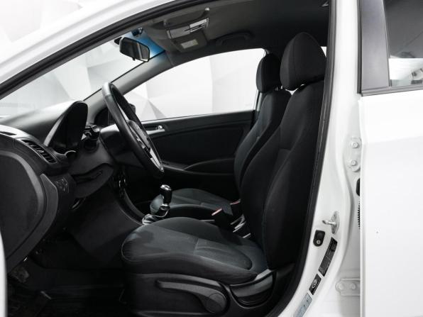 Hyundai Solaris I Рестайлинг с пробегом 2014 года, цена 844 000 рублей, 160000 км, седан, Автокод Объявления