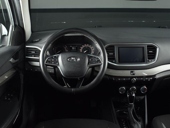 Lada (ВАЗ) Vesta I Рестайлинг (NG) с пробегом 2024 года, цена 1 319 995 рублей, 44242 км, седан, Автокод Объявления