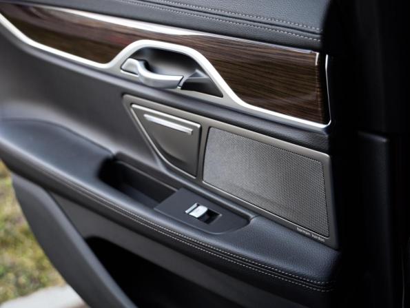 BMW 7 серии VI (G11/G12) Рестайлинг с пробегом 2019 года, цена 5 472 487 рублей, 93275 км, седан, Автокод Объявления