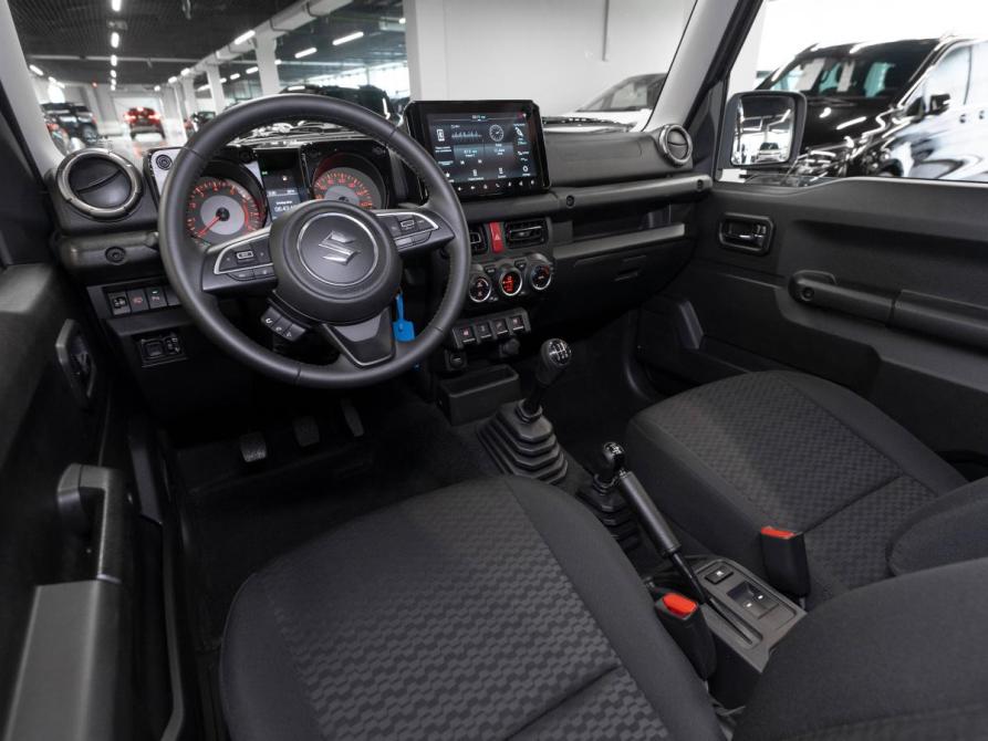 Suzuki Jimny IV Москва  - изображение 7