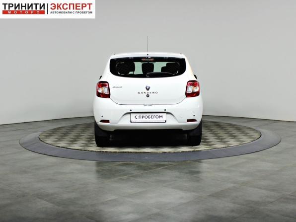Renault Sandero II с пробегом 2015 года, цена 737 000 рублей, 169828 км, хэтчбек, Автокод Объявления