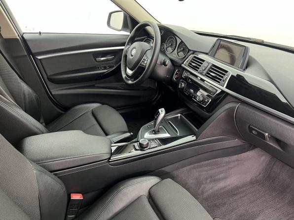 BMW 3 серии VI (F3x) Рестайлинг с пробегом 2016 года, цена 1 680 000 рублей, 273430 км, седан, Автокод Объявления