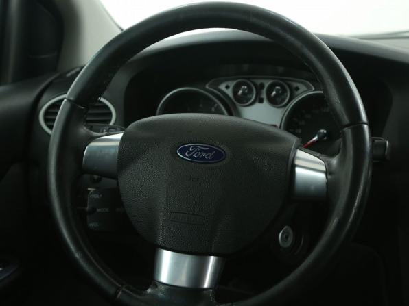 Ford Focus II Рестайлинг с пробегом 2010 года, цена 532 000 рублей, 180700 км, хэтчбек, Автокод Объявления