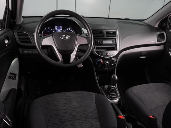 Hyundai Solaris I Рестайлинг с пробегом 2016 года, цена 919 000 рублей, 144562 км, седан, Автокод Объявления