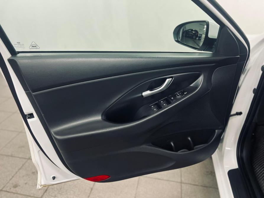 Hyundai i30 III Рестайлинг 2 Санкт-Петербург  - изображение 12