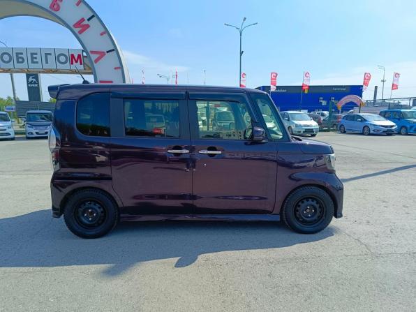 Honda N-BOX II с пробегом 2018 года, цена 999 999 рублей, 148862 км, минивэн, Автокод Объявления
