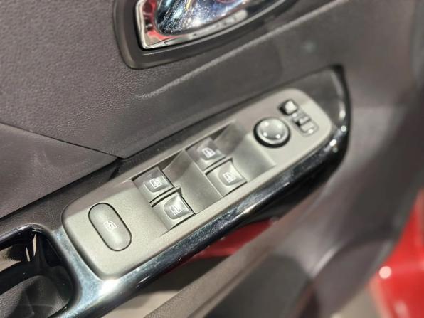Renault Kaptur I с пробегом 2019 года, цена 1 385 000 рублей, 69000 км, внедорожник, Автокод Объявления