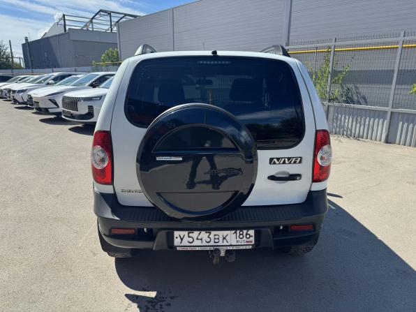 Chevrolet Niva I Рестайлинг с пробегом 2016 года, цена 599 000 рублей, 170082 км, внедорожник, Автокод Объявления