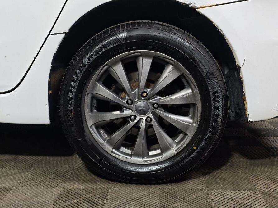 Mitsubishi Grandis I Москва  - изображение 8