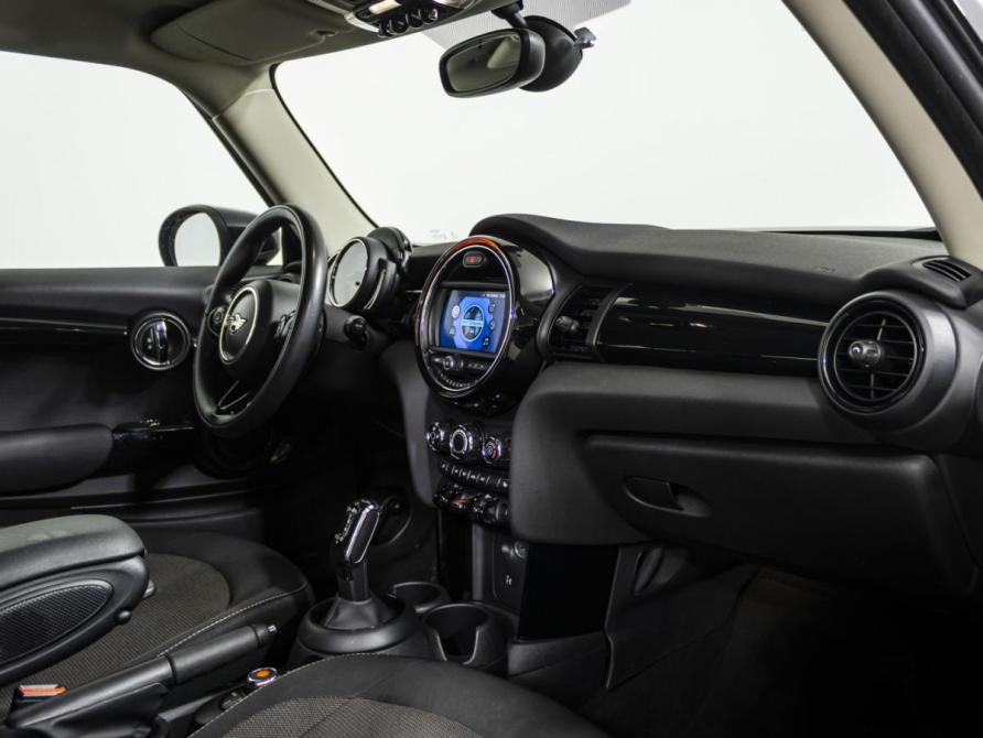 Mini Hatch III (F55/F56) Рестайлинг Москва  - изображение 15