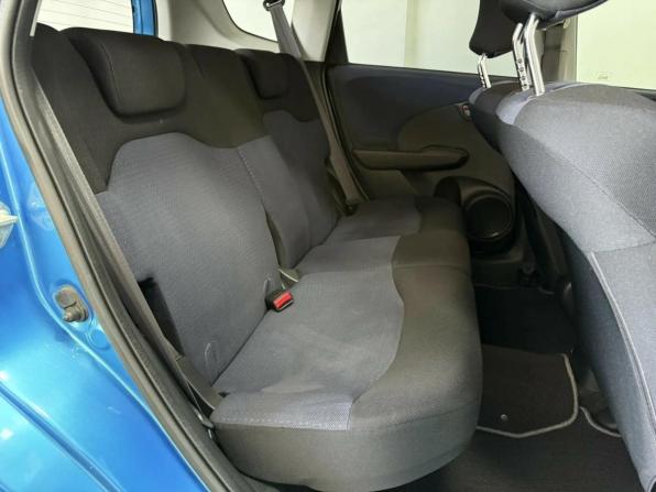 Honda Fit II с пробегом 2010 года, цена 795 000 рублей, 102564 км, хэтчбек, Автокод Объявления