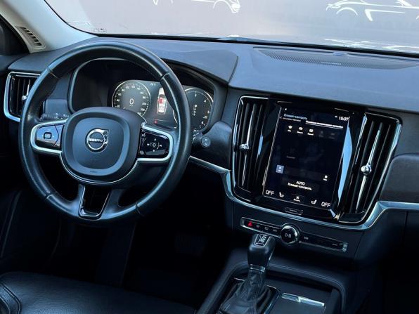 Volvo V90 Cross Country I с пробегом 2019 года, цена 3 247 800 рублей, 212193 км, универсал, Автокод Объявления