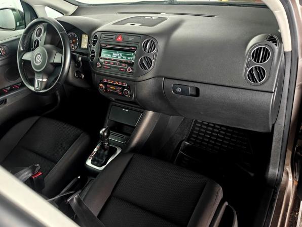 Volkswagen Golf Plus II с пробегом 2011 года, цена 630 000 рублей, 239739 км, хэтчбек, Автокод Объявления