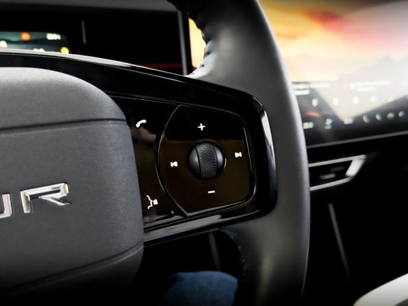 JETOUR DASHING I с пробегом 2024 года, цена 2 440 000 рублей, 17585 км, внедорожник, Автокод Объявления