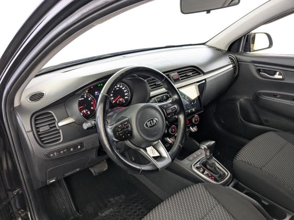 Kia Rio IV с пробегом 2018 года, цена 1 450 000 рублей, 123277 км, хэтчбек, Автокод Объявления