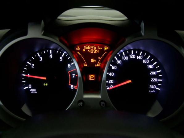 Nissan Juke I с пробегом 2014 года, цена 975 000 рублей, 168448 км, внедорожник, Автокод Объявления