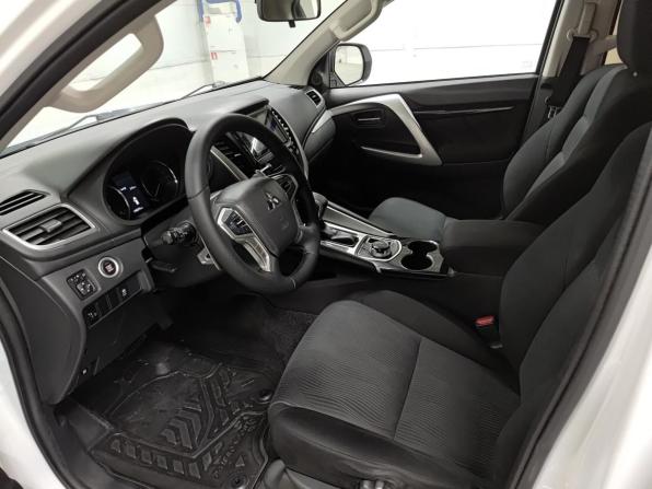 Mitsubishi Pajero Sport III с пробегом 2018 года, цена 2 970 000 рублей, 118273 км, внедорожник, Автокод Объявления