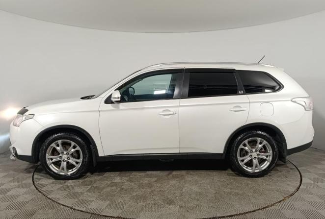 Mitsubishi Outlander III с пробегом 2014 года, цена 1 400 000 рублей, 218940 км, внедорожник, Автокод Объявления