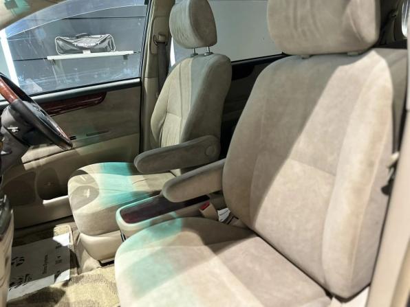 Toyota Ipsum II (M20) с пробегом 2002 года, цена 750 000 рублей, 194700 км, компактвэн, Автокод Объявления