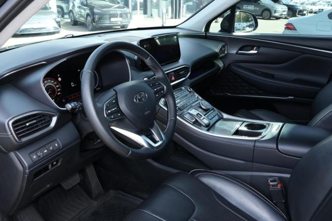 Hyundai Santa Fe IV Рестайлинг с пробегом 2021 года, цена 3 995 000 рублей, 72118 км, внедорожник, Автокод Объявления