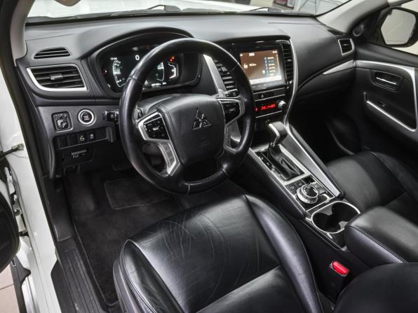 Mitsubishi Montero Sport III Рестайлинг с пробегом 2022 года, цена 3 949 000 рублей, 87479 км, внедорожник, Автокод Объявления