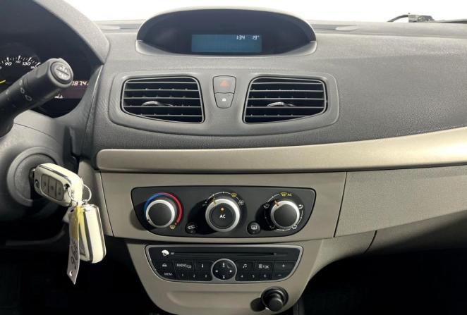 Renault Megane III Рестайлинг с пробегом 2012 года, цена 710 000 рублей, 136492 км, хэтчбек, Автокод Объявления
