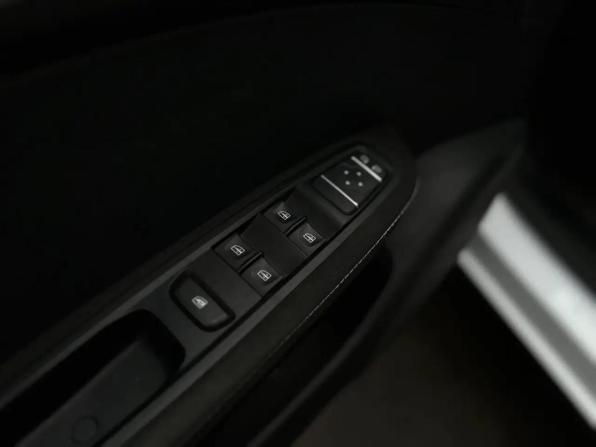Renault Arkana I с пробегом 2020 года, цена 1 650 000 рублей, 127962 км, внедорожник, Автокод Объявления