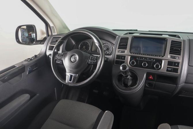Volkswagen Caravelle T5 Рестайлинг с пробегом 2013 года, цена 1 749 000 рублей, 244000 км, минивэн, Автокод Объявления