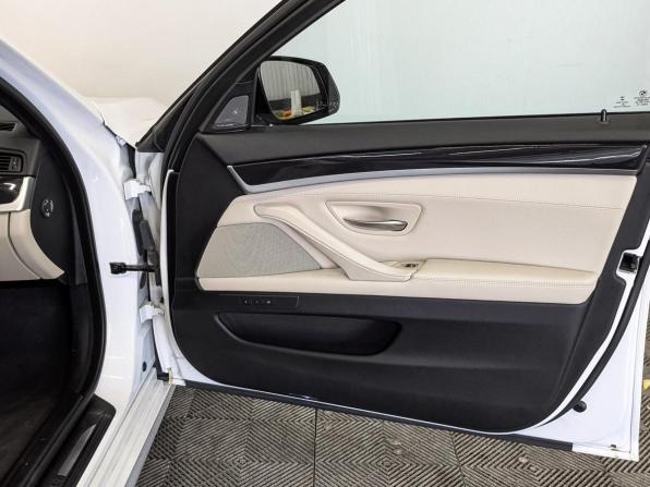 BMW 5 серии VI (F10/F11/F07) Рестайлинг с пробегом 2016 года, цена 2 895 000 рублей, 93706 км, седан, Автокод Объявления