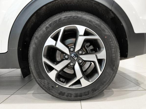 Kia Sportage IV Рестайлинг с пробегом 2020 года, цена 2 437 000 рублей, 133000 км, внедорожник, Автокод Объявления