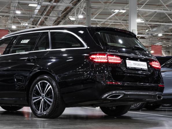 Mercedes-Benz E-Класс V (W213 S213 C238) Рестайлинг с пробегом 2022 года, цена 3 900 000 рублей, 60630 км, универсал, Автокод Объявления