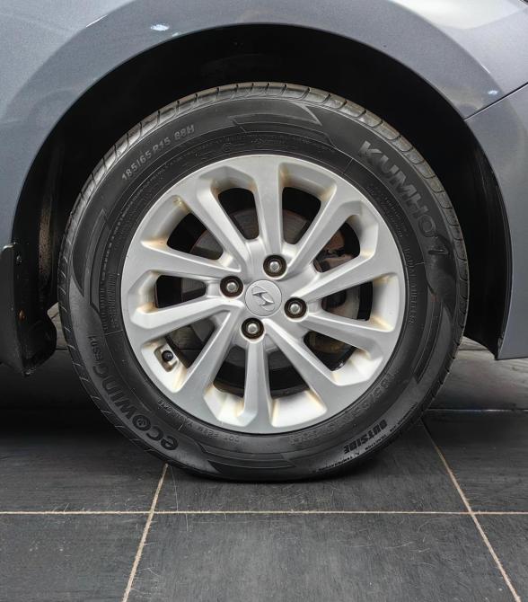 Hyundai Solaris II Москва  - изображение 24