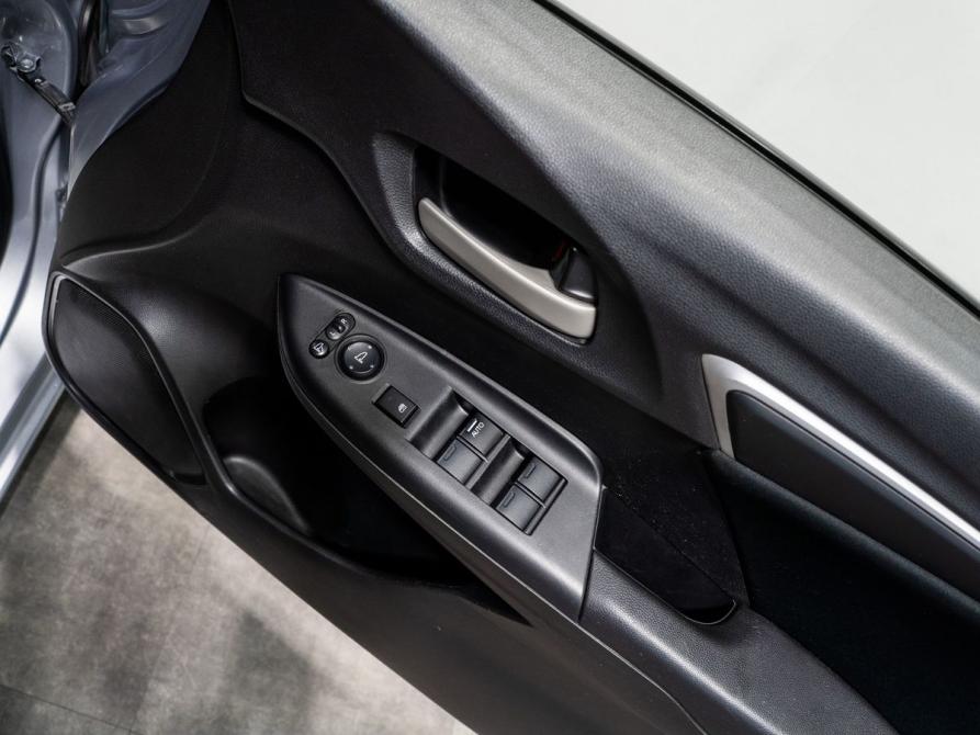 Honda Fit III Рестайлинг Чита  - изображение 13