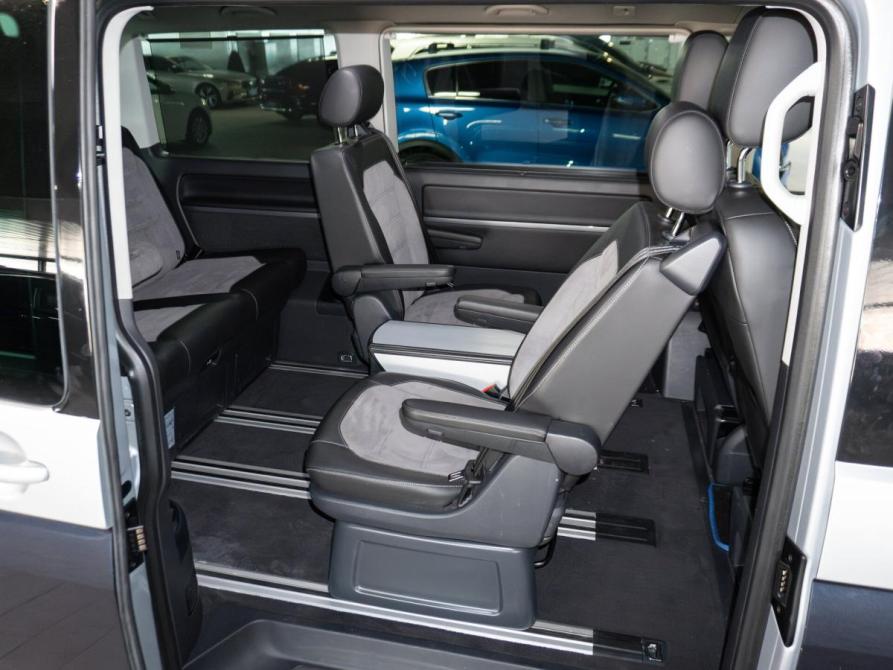 Volkswagen Multivan T6 Рестайлинг Санкт-Петербург  - изображение 7