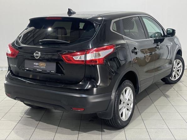 Nissan Qashqai II с пробегом 2015 года, цена 1 595 000 рублей, 104737 км, внедорожник, Автокод Объявления