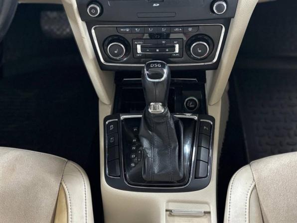 Skoda Superb II с пробегом 2013 года, цена 749 000 рублей, 389000 км, лифтбек, Автокод Объявления