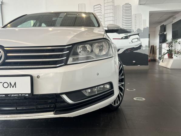Volkswagen Passat B7 с пробегом 2012 года, цена 899 000 рублей, 222000 км, седан, Автокод Объявления