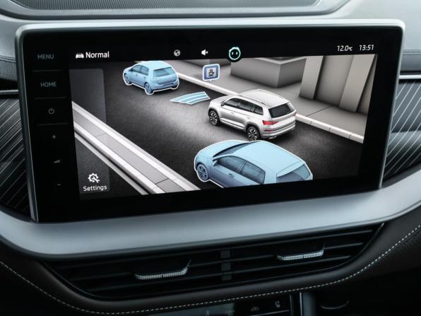 Skoda Kodiaq I Рестайлинг с пробегом 2023 года, цена 4 698 000 рублей, 21685 км, внедорожник, Автокод Объявления