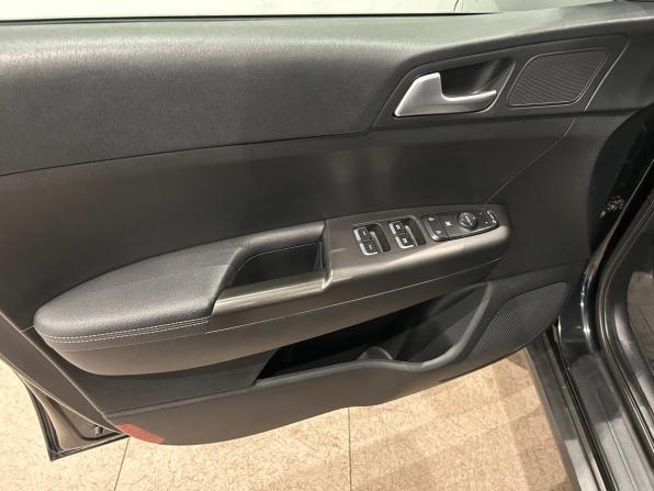 Kia Sportage IV Рестайлинг с пробегом 2020 года, цена 2 099 000 рублей, 96494 км, внедорожник, Автокод Объявления