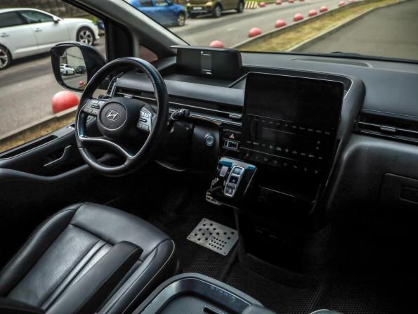 Hyundai Staria I с пробегом 2021 года, цена 3 889 000 рублей, 124898 км, минивэн, Автокод Объявления