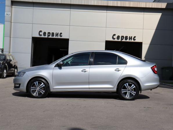 Skoda Rapid I Рестайлинг с пробегом 2018 года, цена 1 240 000 рублей, 159753 км, лифтбек, Автокод Объявления