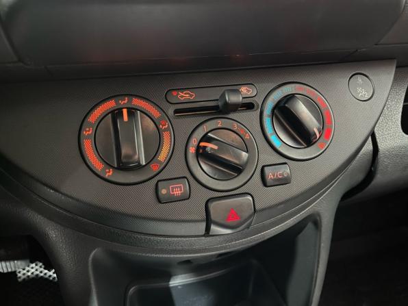 Nissan Note I Рестайлинг с пробегом 2011 года, цена 690 000 рублей, 123600 км, хэтчбек, Автокод Объявления