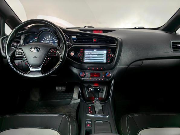Kia Ceed II Рестайлинг с пробегом 2016 года, цена 999 000 рублей, 157850 км, хэтчбек, Автокод Объявления