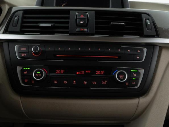 BMW 3 серии VI (F3x) с пробегом 2013 года, цена 1 903 444 рубля, 93299 км, седан, Автокод Объявления