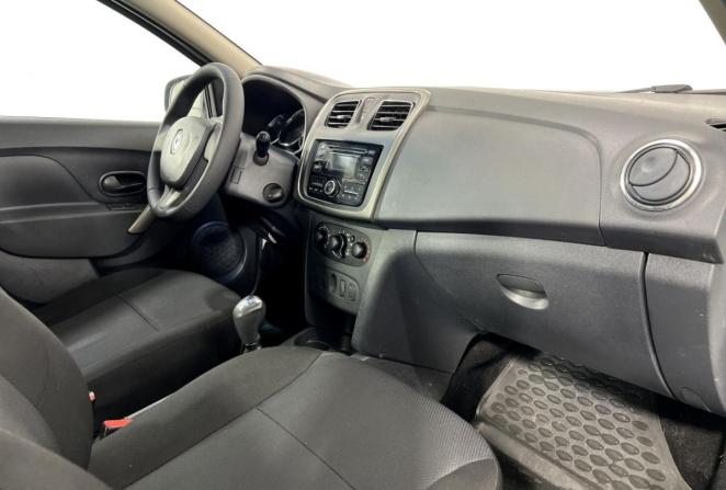 Renault Logan II с пробегом 2015 года, цена 545 000 рублей, 185000 км, седан, Автокод Объявления